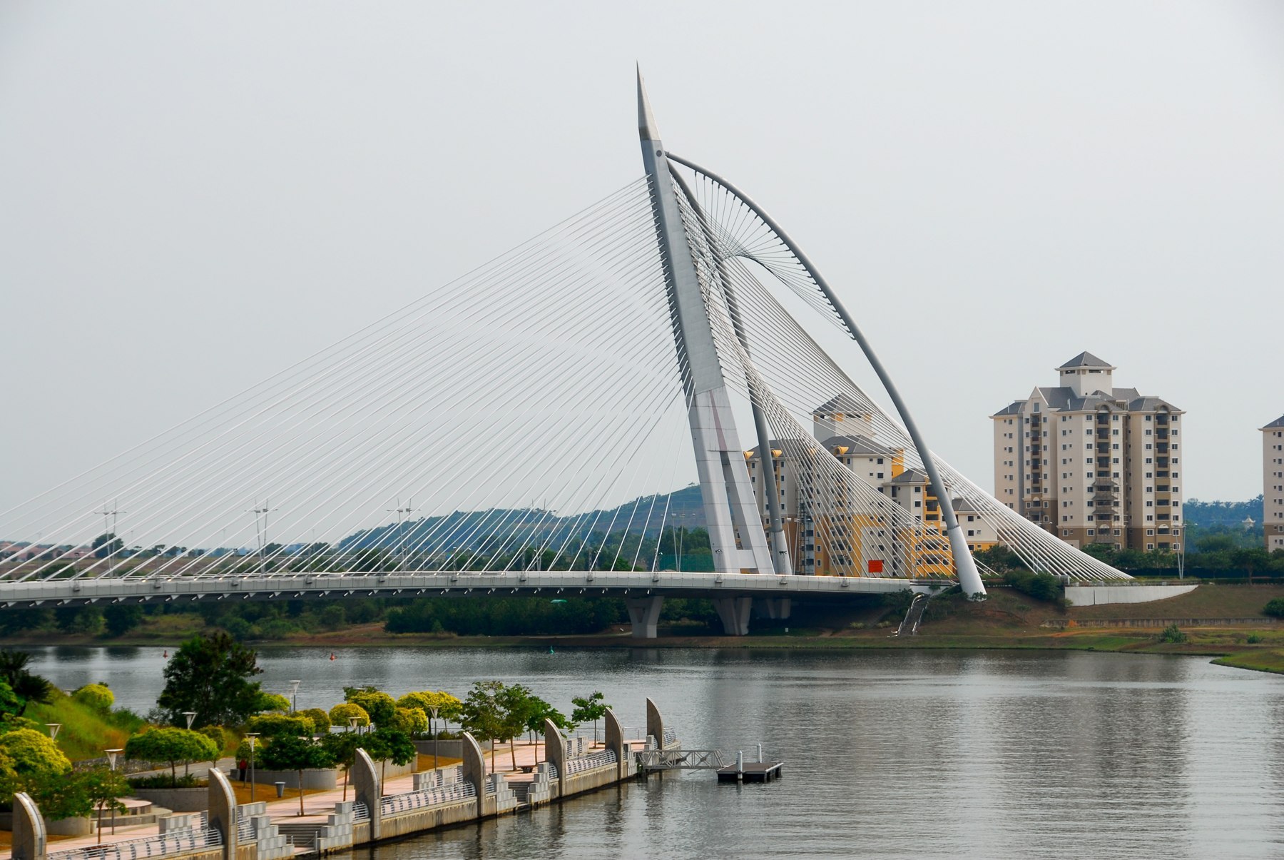 Seri Wawasan Bridge across the lake in Putrajaya